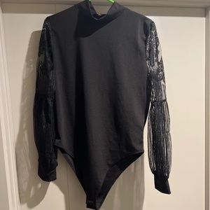 LACE ARM🖤☑️🖤